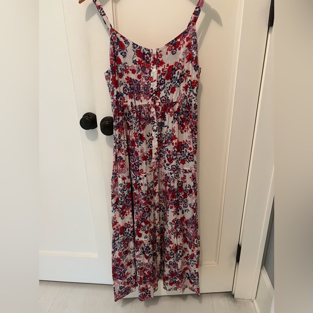 Xirena dress. Easy. Comfortable. Been worn and washed.